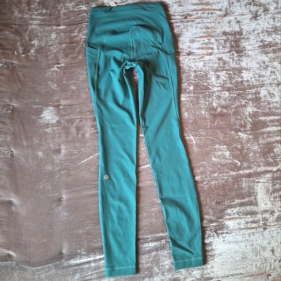 NWOT- Lululemon Swift Speed HR Tight 25" Leggings - Picture 6 of 12